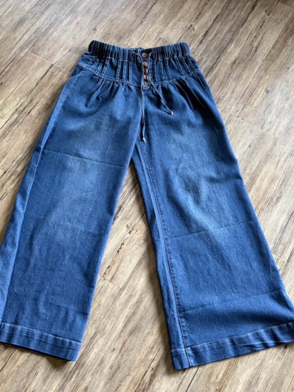 Women’s Wide-Leg Denim Pants